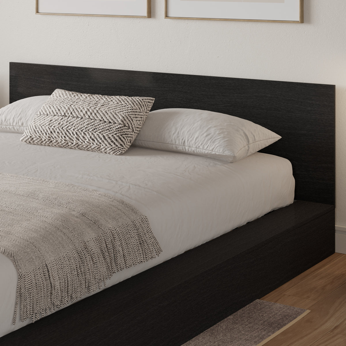 Kanso Low Platform Bed Set in Black Karisma, Queen – detail photo