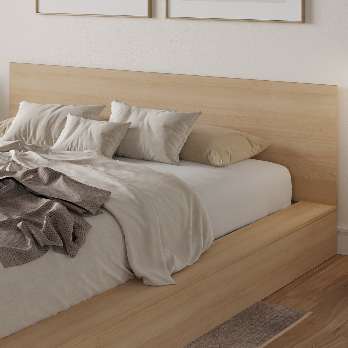 Kanso Low Platform Bed Set in Natural Blonde Oak, King – detail photo